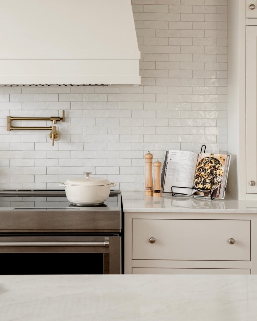 A_Beige_Kitchen_With_White_Subway_Tile_B_1