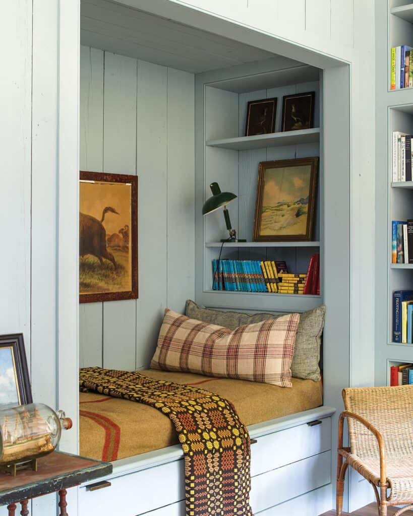 A_Cozy_Bedroom_Retreat_with_a_Bookcase_B_7