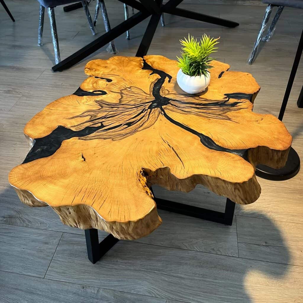 Burl_Wood_Coffee_Table_A_Classic_Additi_3