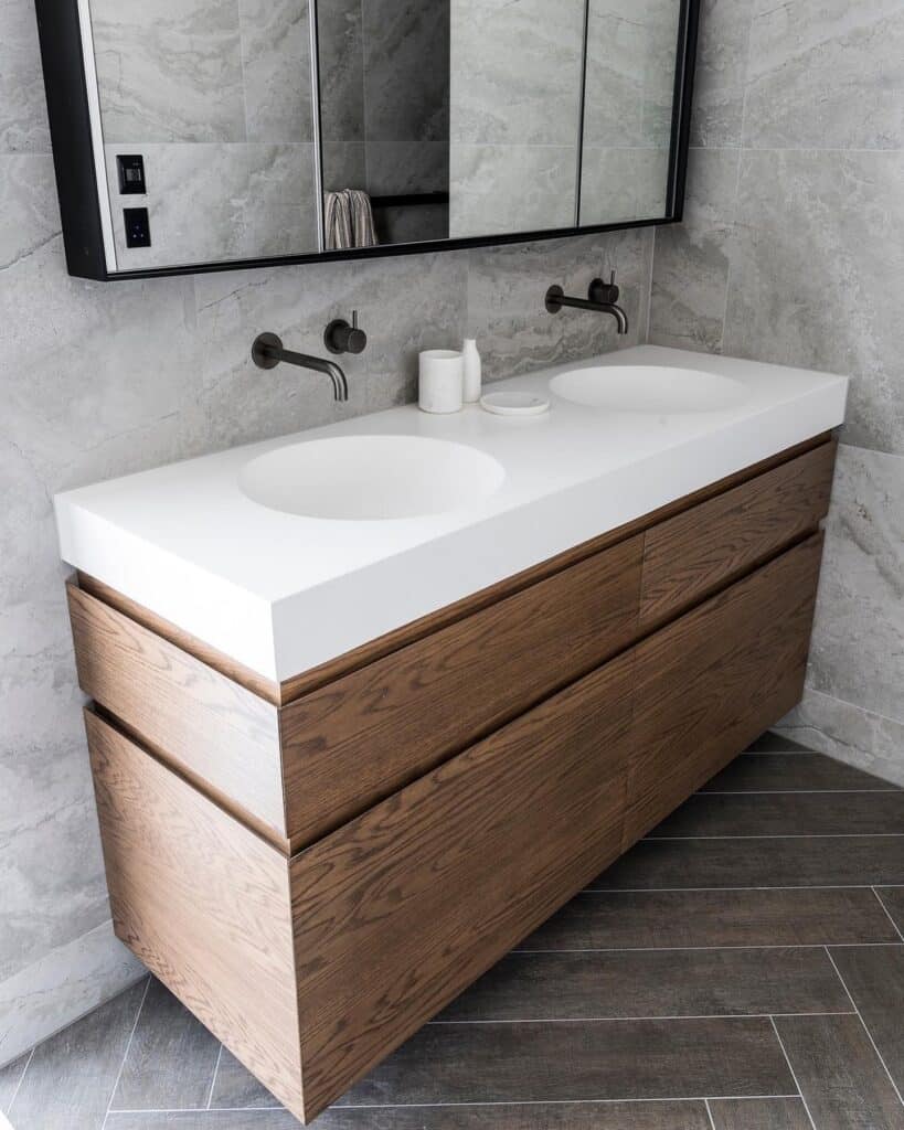 Elegant_Gray_Marble_Bathroom_With_Wood_V_1