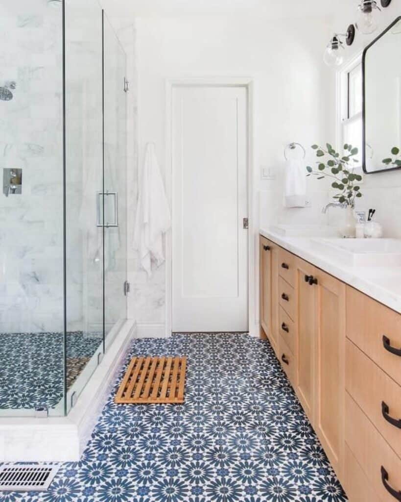 Elegant_White_Herringbone_Tile_Shower_Wi_4