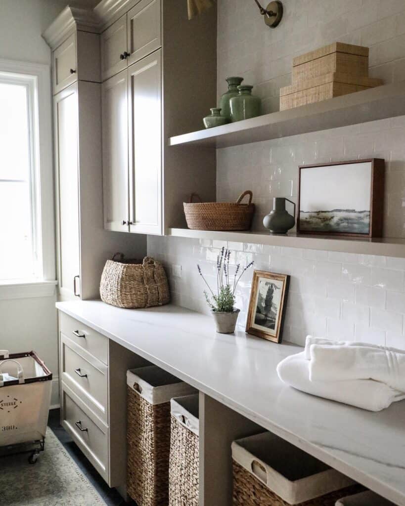 farmhouse_laundry_room_decor_6