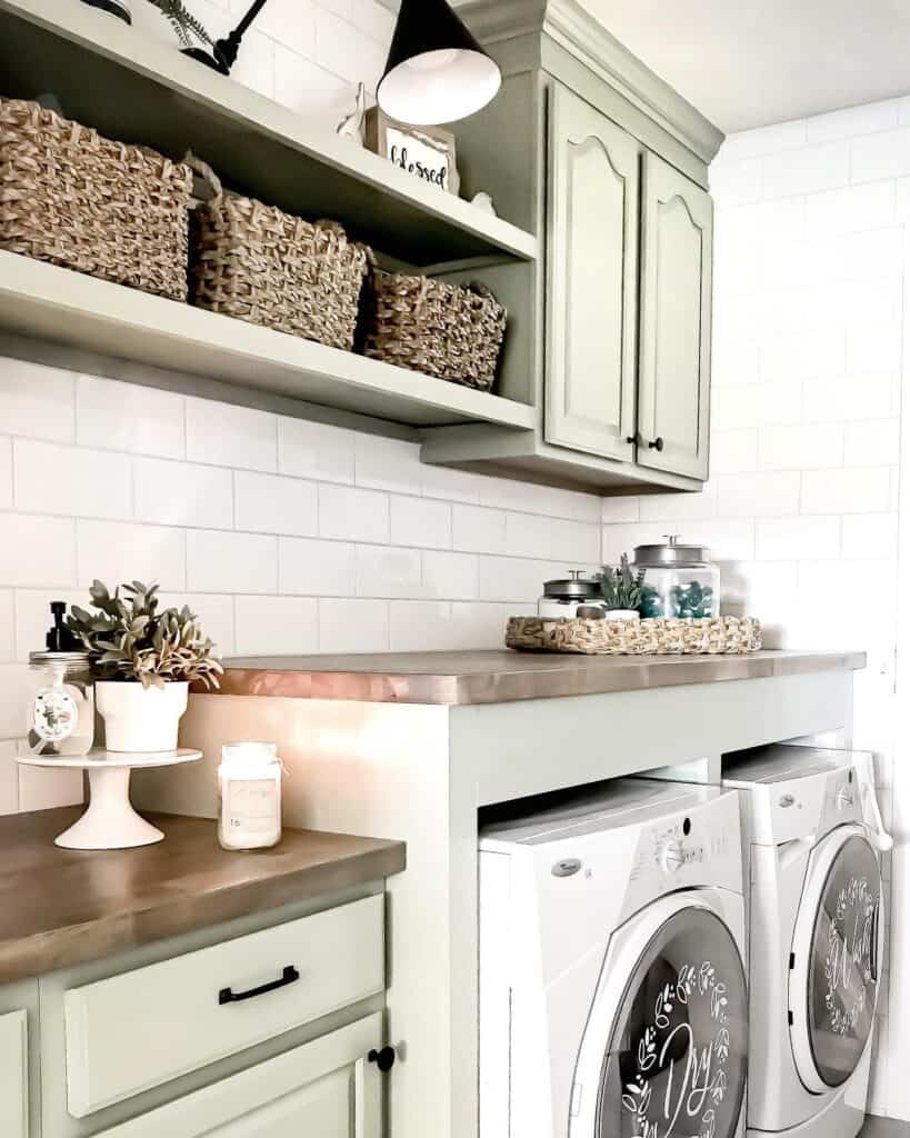 farmhouse_laundry_room_paint_colors_6