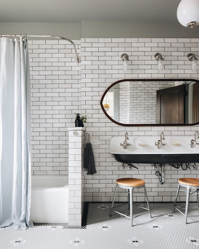 white_subway_tile_with_dark_gray_grout_