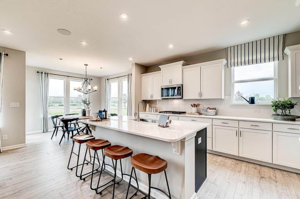 A_Contemporary_Kitchen_with_a_Stainless__3