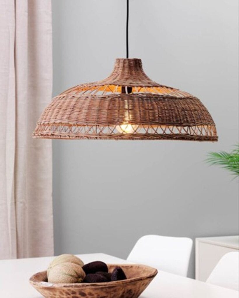 Elegant_Rattan_Pendant_Lighting_Enhances_3