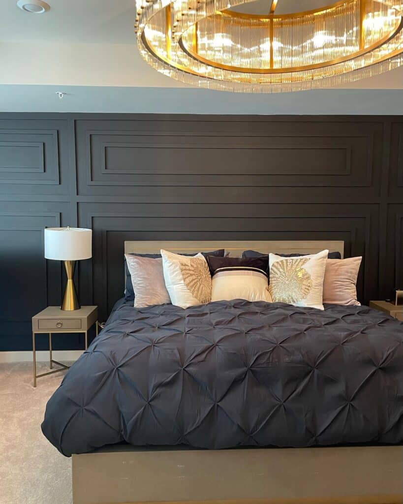 bedroom_black_accent_wall_4