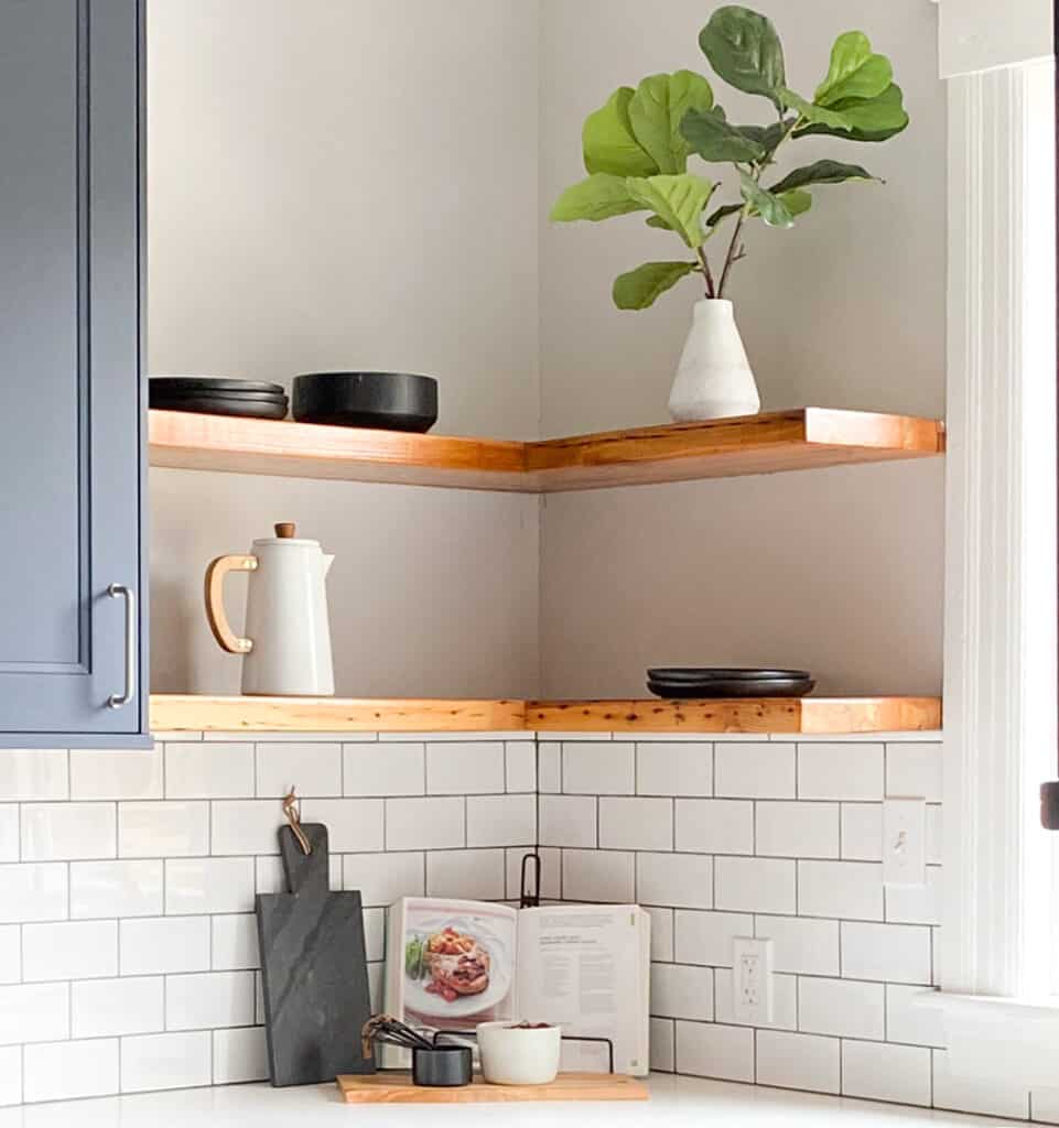 corner_shelf_for_kitchen_1