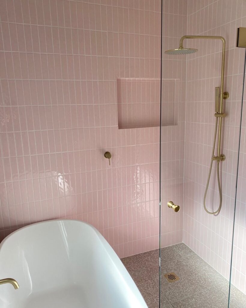 pink_bathroom_tile_1