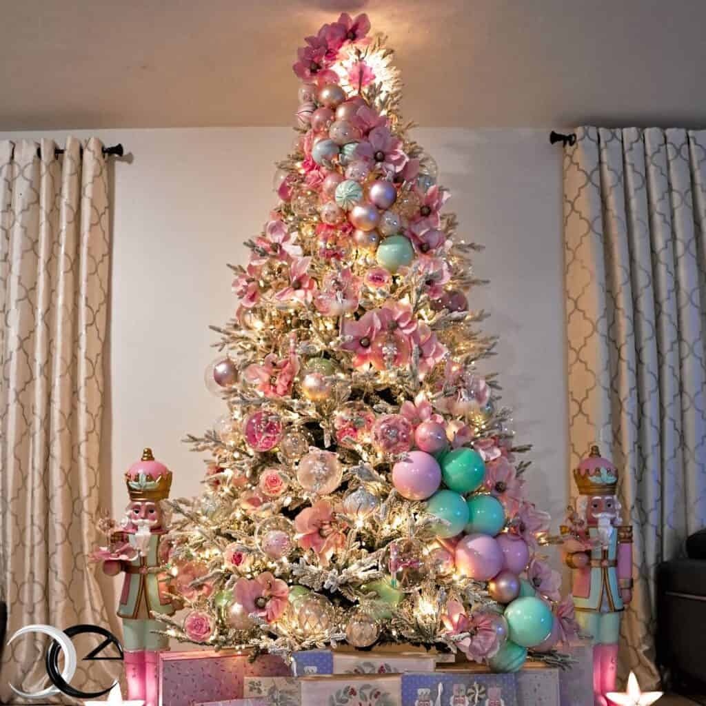 rose_gold_christmas_tree_ideas_4