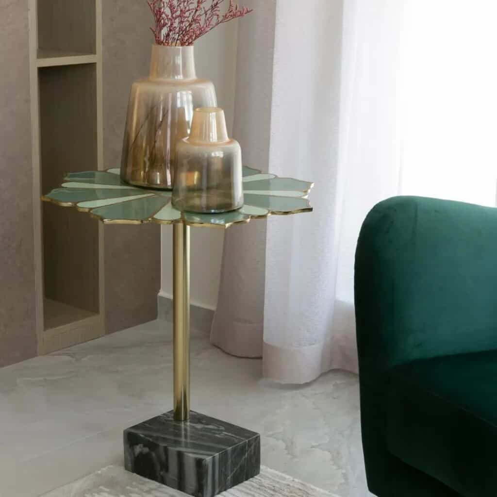 pedestal end table