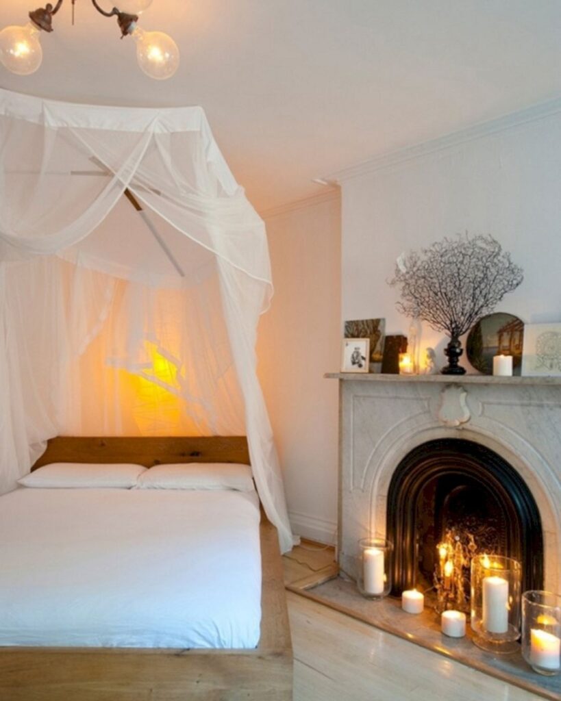 Canopy_Bed_and_Fireplace_Fireplace_in_Be_3