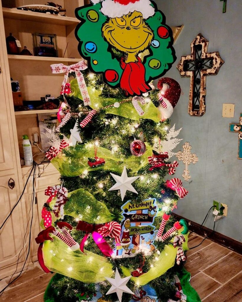 the_grinch_christmas_tree_decorations_2